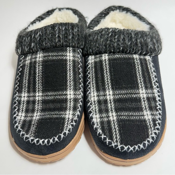 Dearfoams Cozy Plaid Fleece-Lined Slippers Med 7-8 - Picture 3 of 9